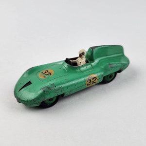 Dinky Toys 236 Connaught Le Mans Race Car #32 Die cast w/ Driver Green