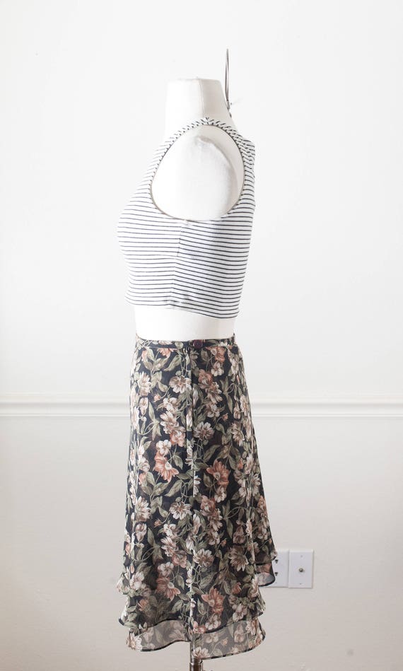 Boho Chic Floral Print Soft Grunge 90s Mini Skirt… - image 9