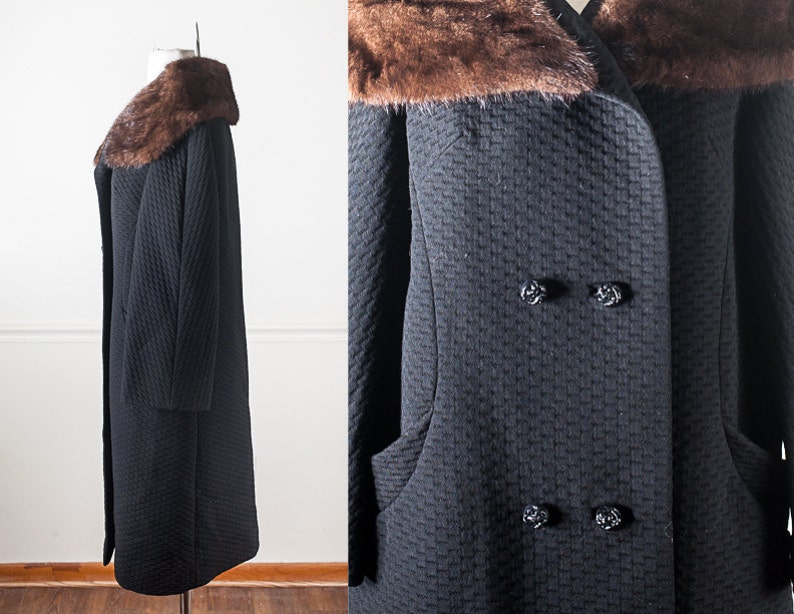 Double Breasted Black Coat Vintage Black Winter Coat with Fur Collar Pea Coat 60s Clothing Retro 60s Coat Black Jacket 60s Fur Coat