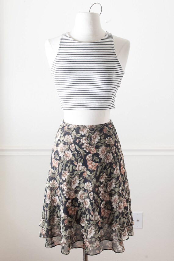 Boho Chic Floral Print Soft Grunge 90s Mini Skirt… - image 7