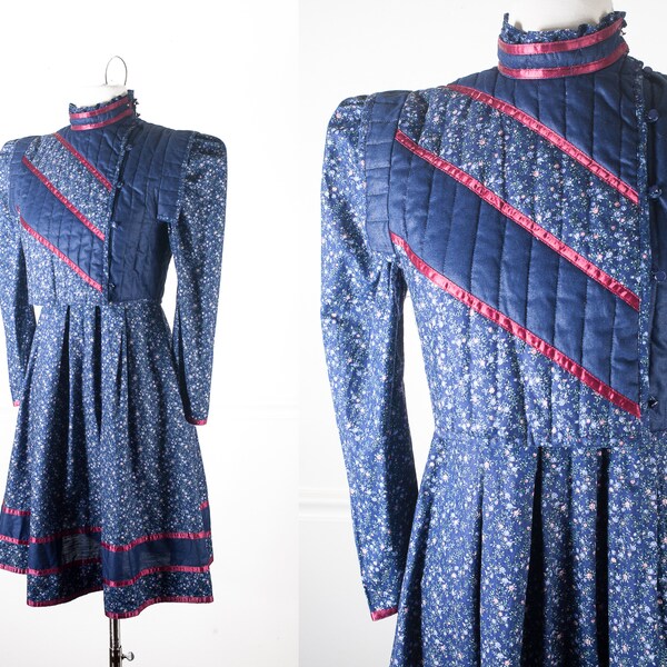 Gunne Sax Dress and Quilted Vest, Navy Blue Calico Print 70s Dress, Prarie Dress, Peasant Dress, Boho Dress, Hippie Dress, Bohemian Clothing