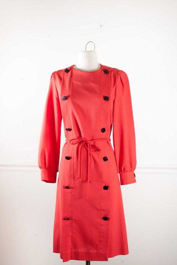 Minimalist 80s Does 60s Dress, Simple Basic Red D… - image 4