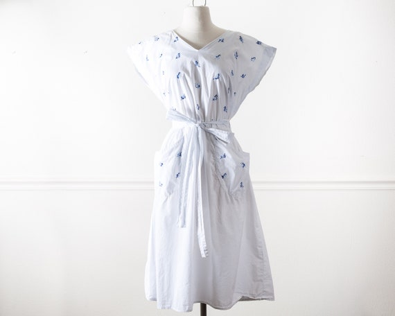 Vintage 1950s SWIRL Wrap Dress, Fit and Flare Whit