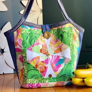 Reversible Quilted Tote Bag: Handmade Shoulder Bag with Vintage Button