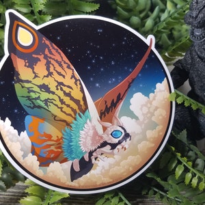 Mothra Rainha dos Monstros Adesivo Monstro de Vinil de 5 polegadas e Cartão de Arte Colecionável Kaiju ~ Decalque para Laptop Kaiju