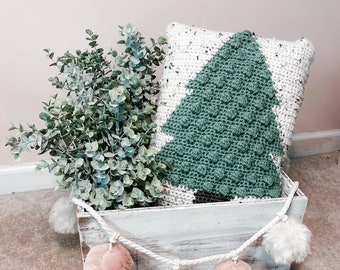 Oh Christmas Tree Pillow Crochet Pattern - Bobble Stitch