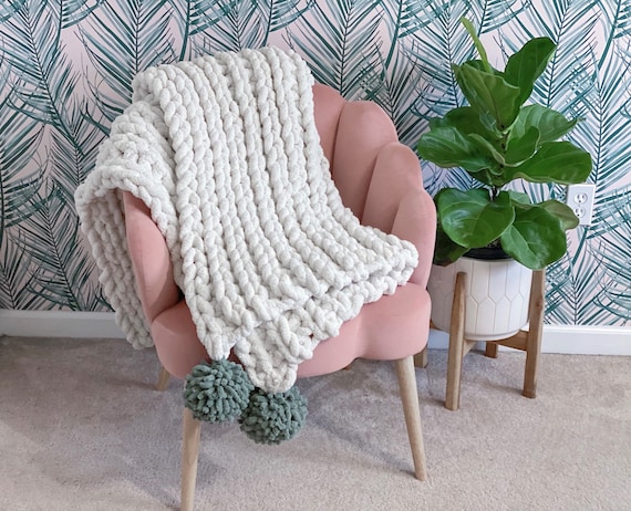 Winter CROCHET PATTERN Jumbo Yarn Knit Stitch Blanket 3 Sizes 