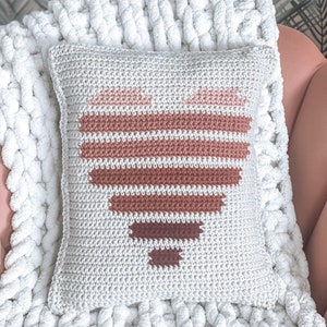 Boho Heart Crochet Pattern - Valentines Day/Pride Pillow