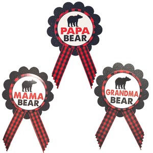 Pin de oso para baby shower: futuro papá de Woodland Cuadros rojos y negros para que la futura abuela los use en Baby Sprinkle, con un pin