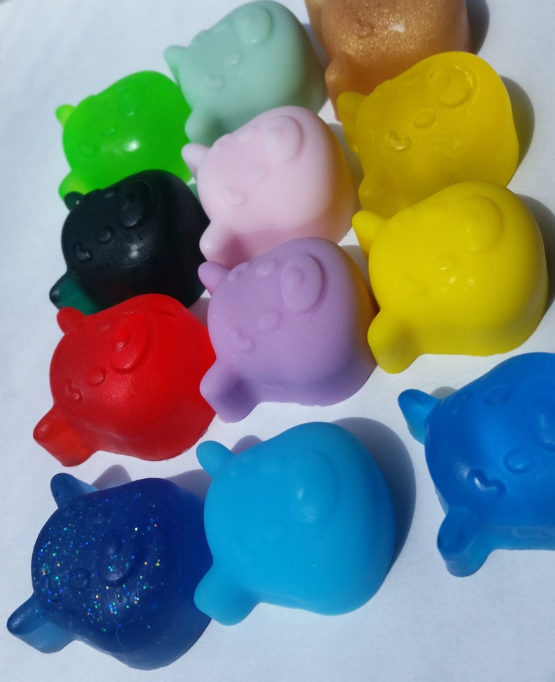 Pack of 25 Yellow Bear Baby Shower Nursery Theme Soap Party Favors for Classic First Birthday