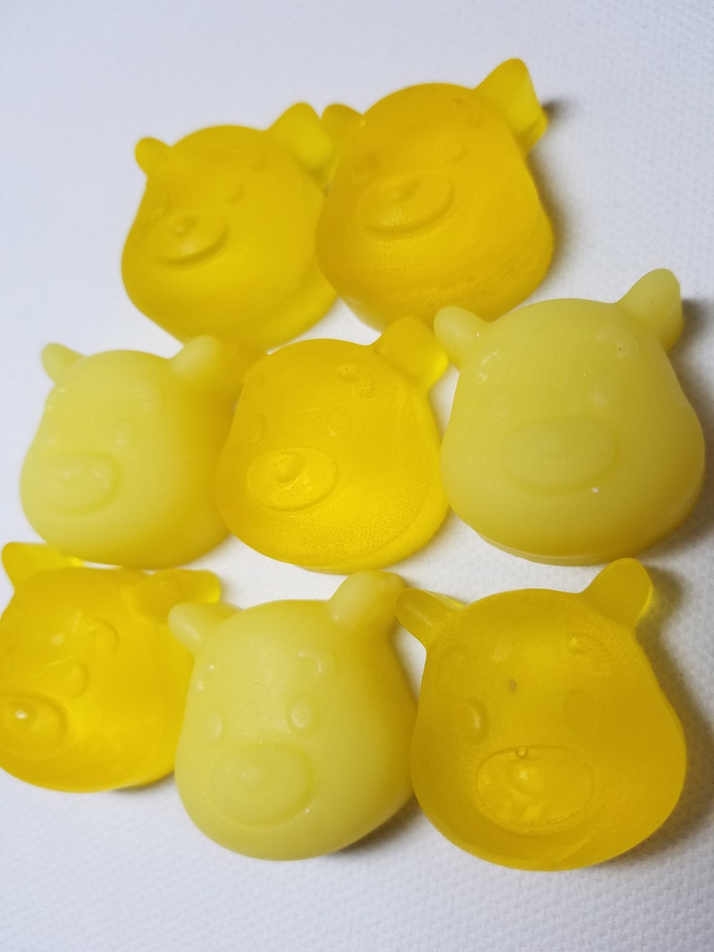 Pack of 25 Yellow Bear Baby Shower Nursery Theme Soap Party Favors for Classic First Birthday