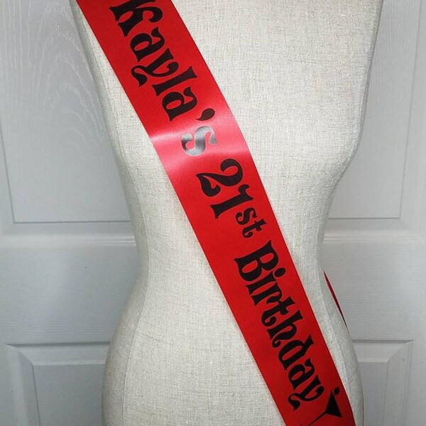 Personalized Birthday Sash, Posh Sash to wear at her Celebration 21st 30th 50th 75th Birthday Comes with a Safety Pin for adjustable sizing