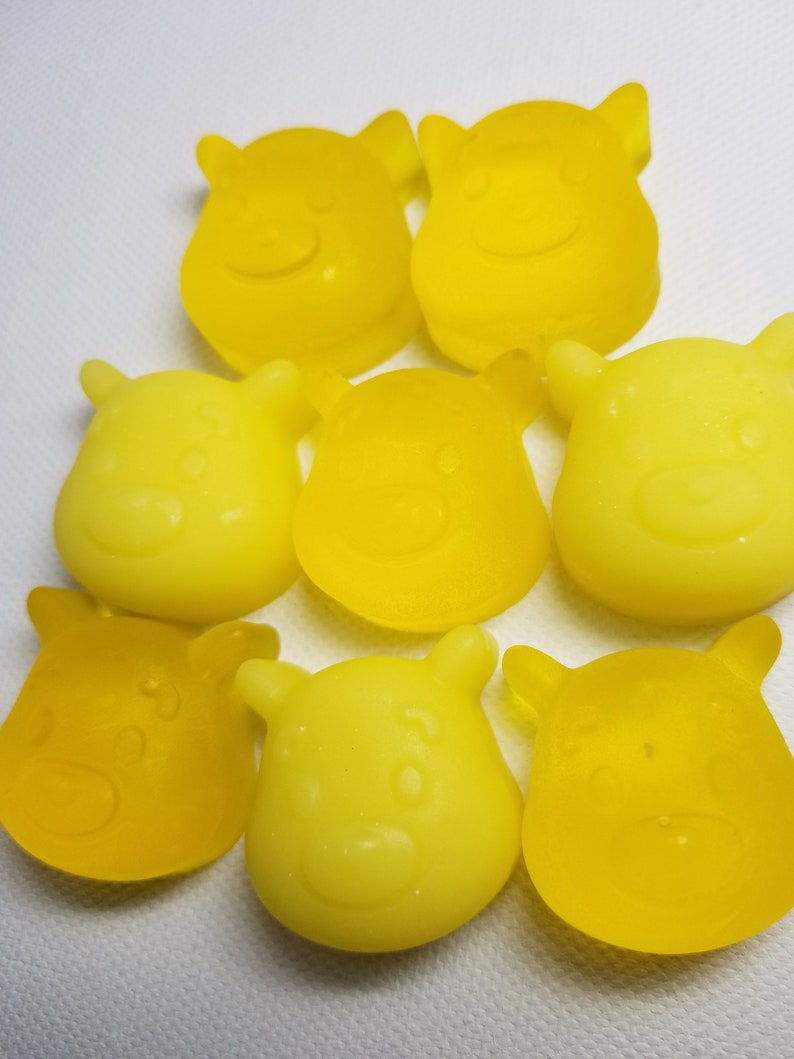 Pack of 25 Yellow Bear Baby Shower Nursery Theme Soap Party Favors for Classic First Birthday