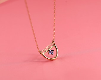 Setting Moon Necklace