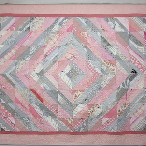 Modern Patchwork Quilt, Romantic Pink and Grey tones Quiltd Bedding, Twin Bed Patchwork Blanket, Handmade Quilted Bed Cover