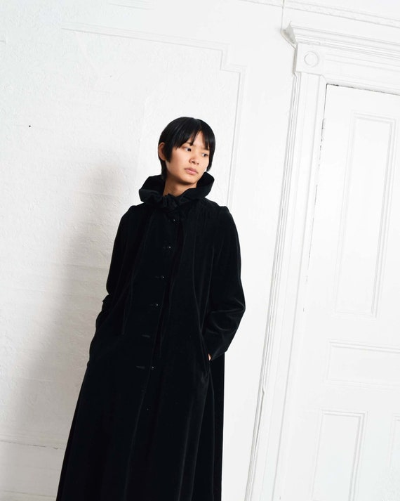 Vintage Ruffled Velvet Coat