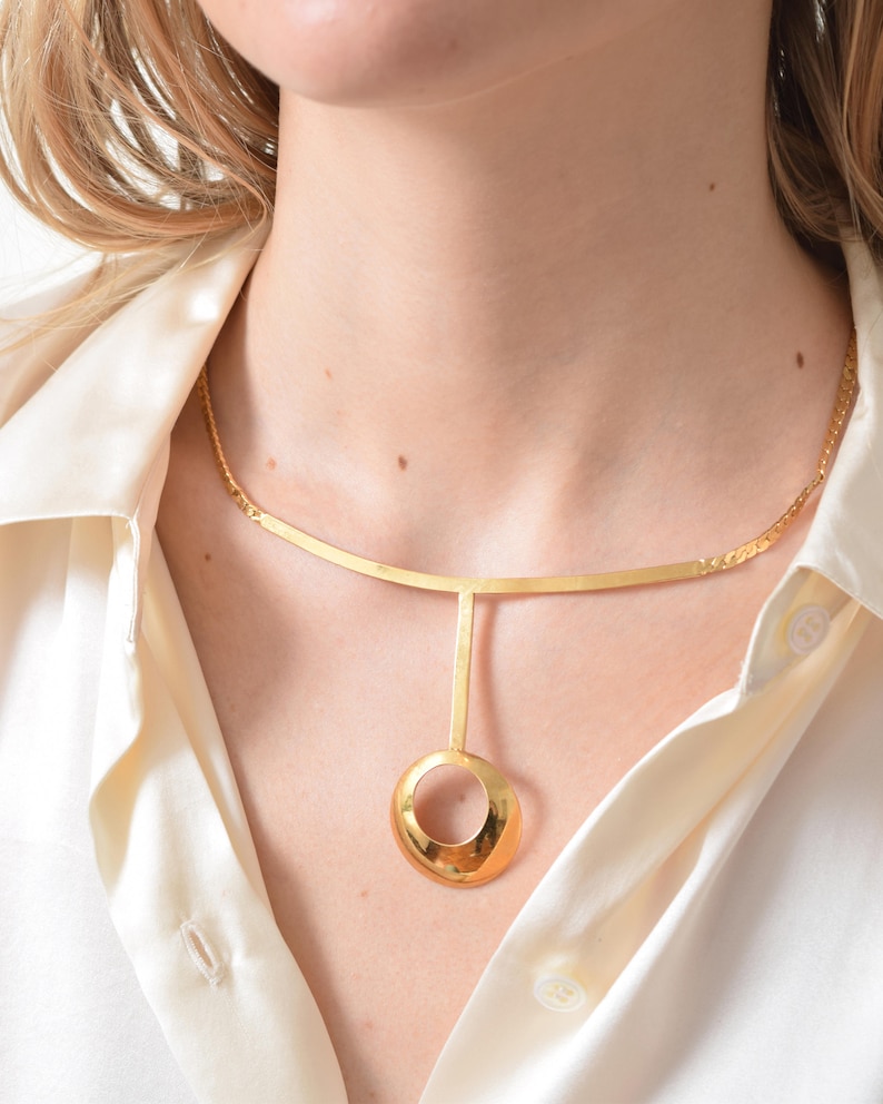 Suspended Circular Pendant Necklace Vintage Goldtone Collar Necklace