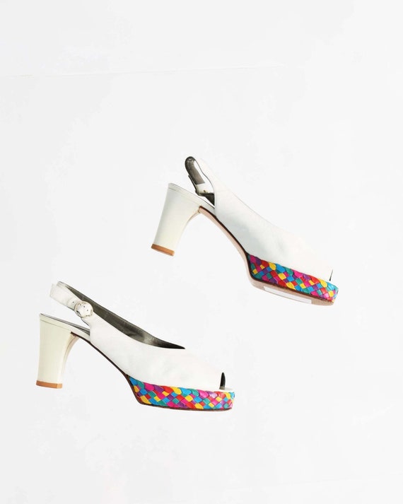 Vintage 1970s White Platform Pumps, Size 8.5