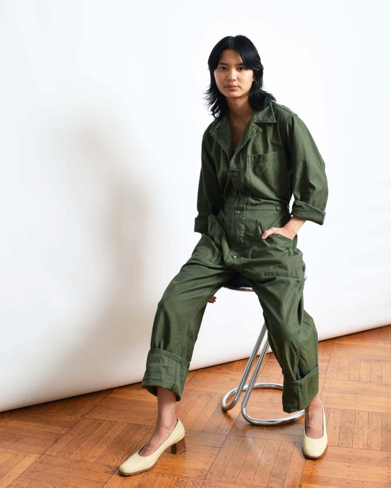 Aggregate 76+ mechanic jumpsuit womens - ceg.edu.vn