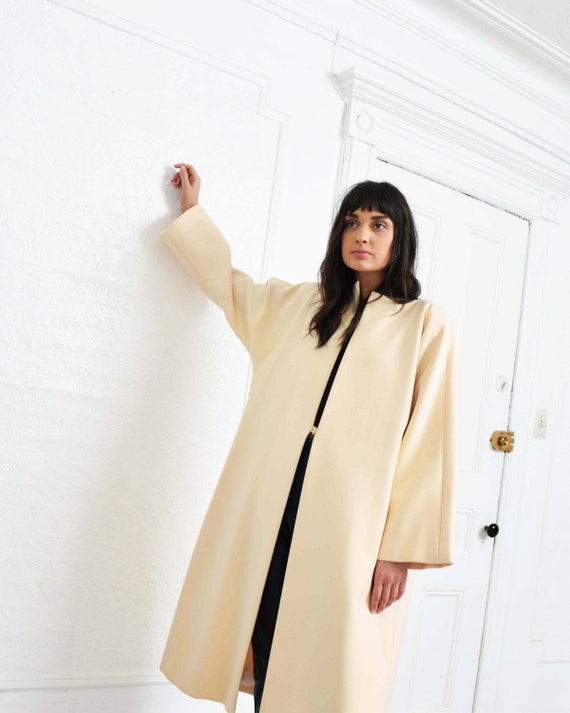 Vintage 1960s Pauline Trigere Cream Coat 60s Desig