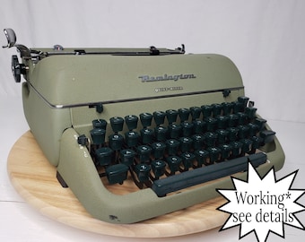 Sexy Green 1950s Remington "Quiet Riter" Working Typewriter & Case - Free Shipping to Lower 48!