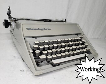 Angular Gray Remington Fleetwing 1960s Space Age Working Typewriter w/Case & Manual!  Free Shipping to Lower 48!