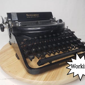 Cool Old-School 1935 Remington 7 Noiseless Working Typewriter - Free Shipping to Lower 48!