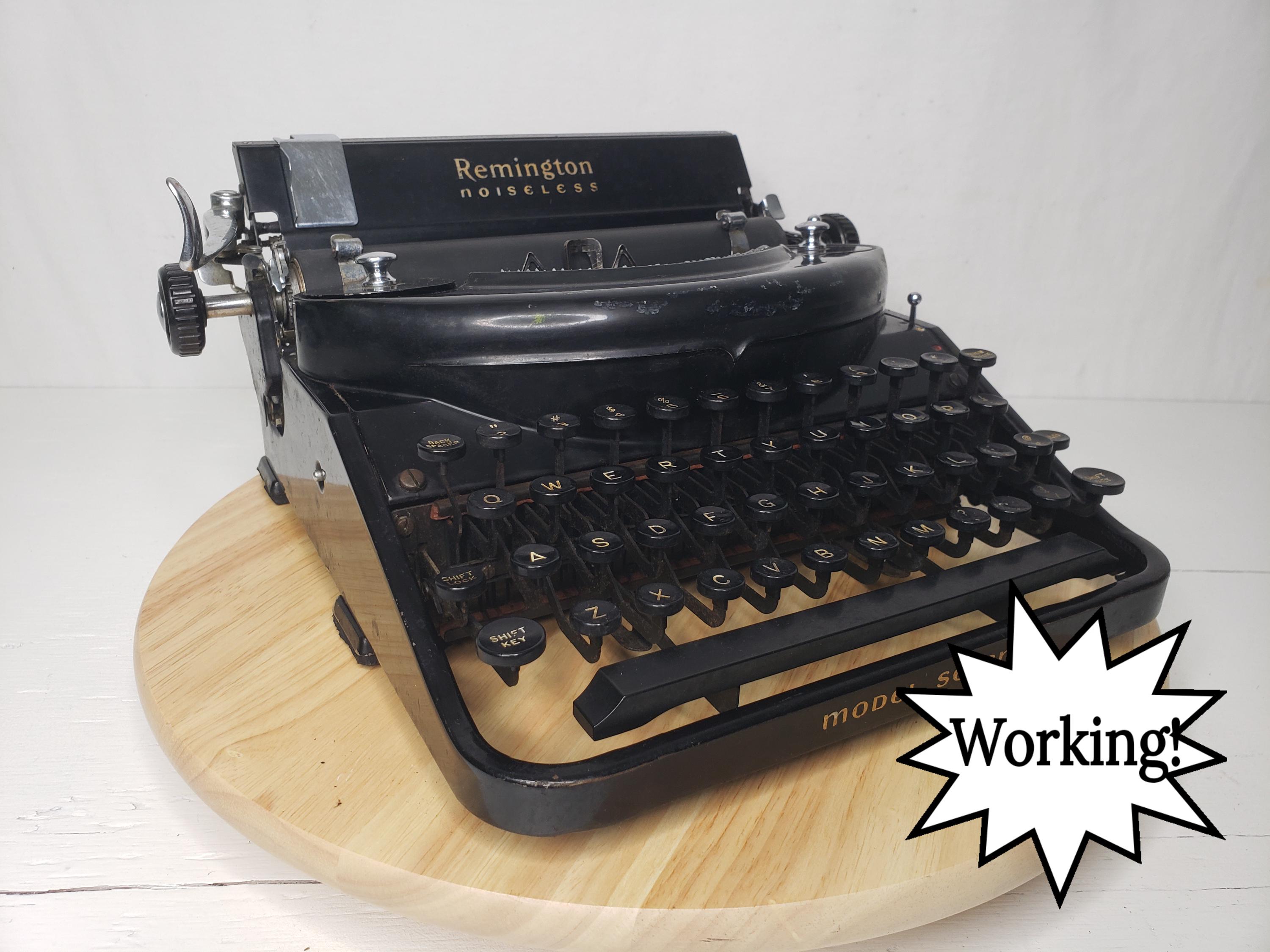 1925年～27年製 アメリカ製レミントンポータブルタイプライター