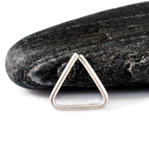 Tiny Triangle Nose Ring. 7mm Silver Triangle Hoop. Triangle Piercing. Endless Earring. Single Earring. Daith Rook Cartilage Hoop.Men Earring