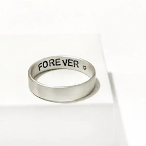 Anel de mensagem - Faixa de prata esterlina S925 personalizada de 5 mm - Anel de promessa masculino exclusivo - Presente especial para ele
