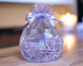 Lavender Gift Set with Bath Bubbles, Lip Balm and Lotion