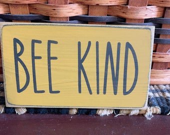 Primitive Country Bee Kind 6" shelf sign ~ tiered tray sign