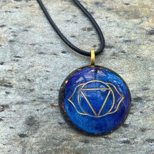 Third Eye Chakra Orgonite Pendant