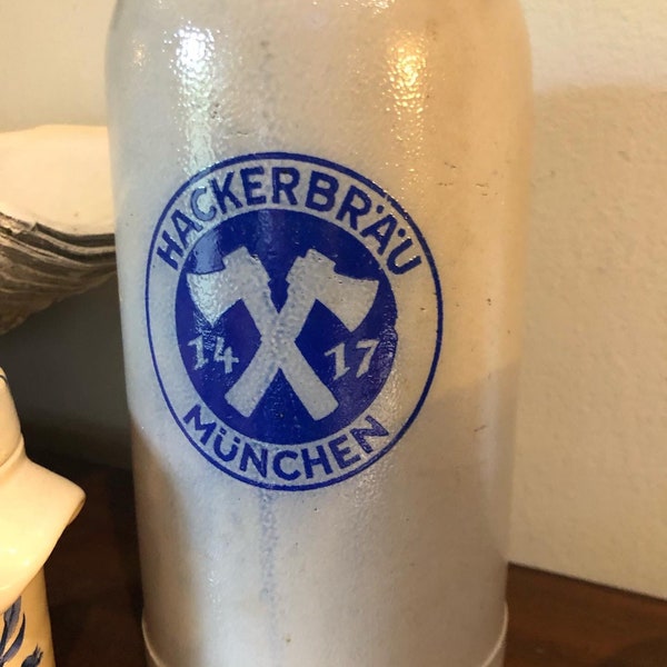Huge, heavy mint condition Hackerbrah Munchen beer mug.
