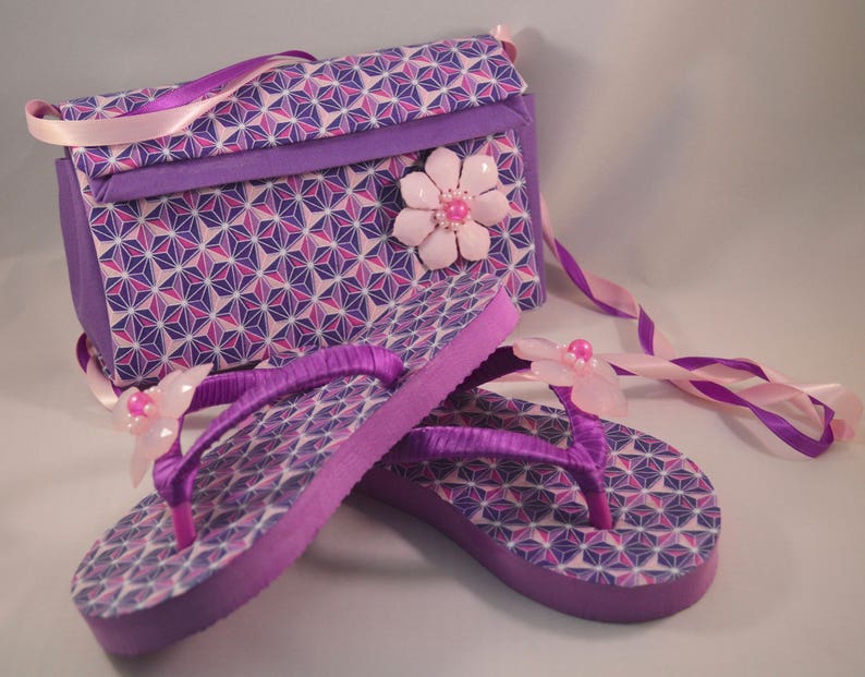 purse flip flops