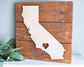 Personalized California Wood Sign: Custom Location Pallet Art