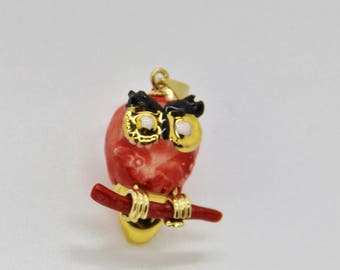 OWL pendant in coral, gold-plated and hand painted ceramic