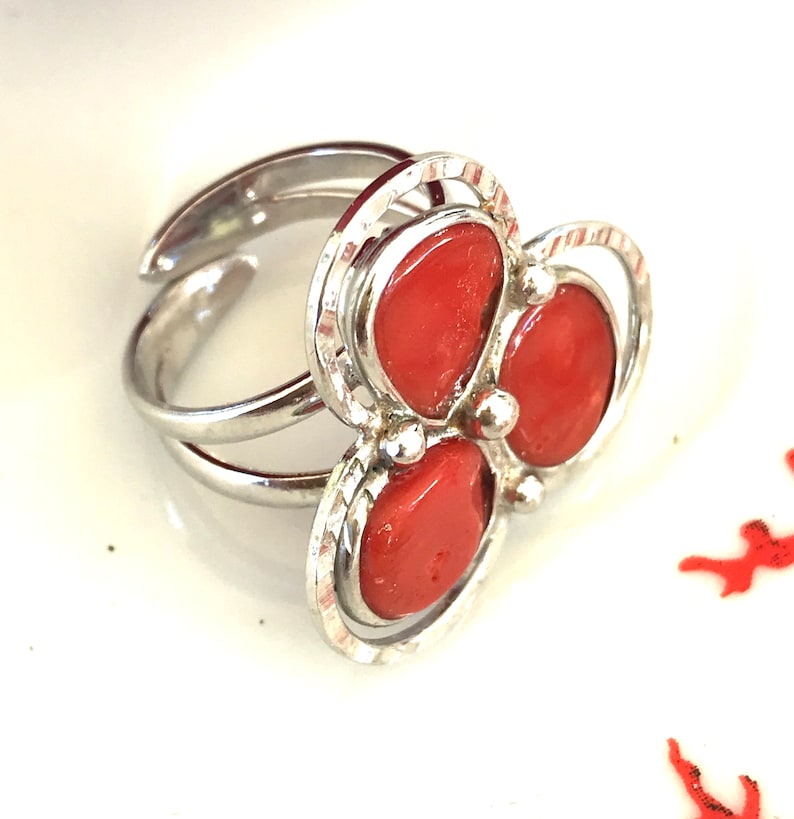 Mediterranean coral Ring in silver and genuine Mediterranean coral 925