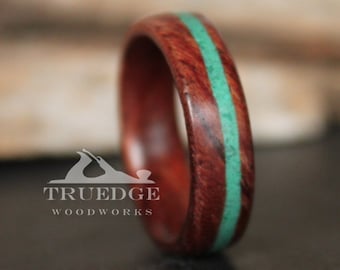 Dacht Bubinga met offset Malachite inlay Handgemaakte Bentwood ring