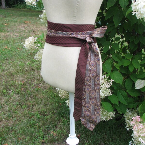 necktie belt