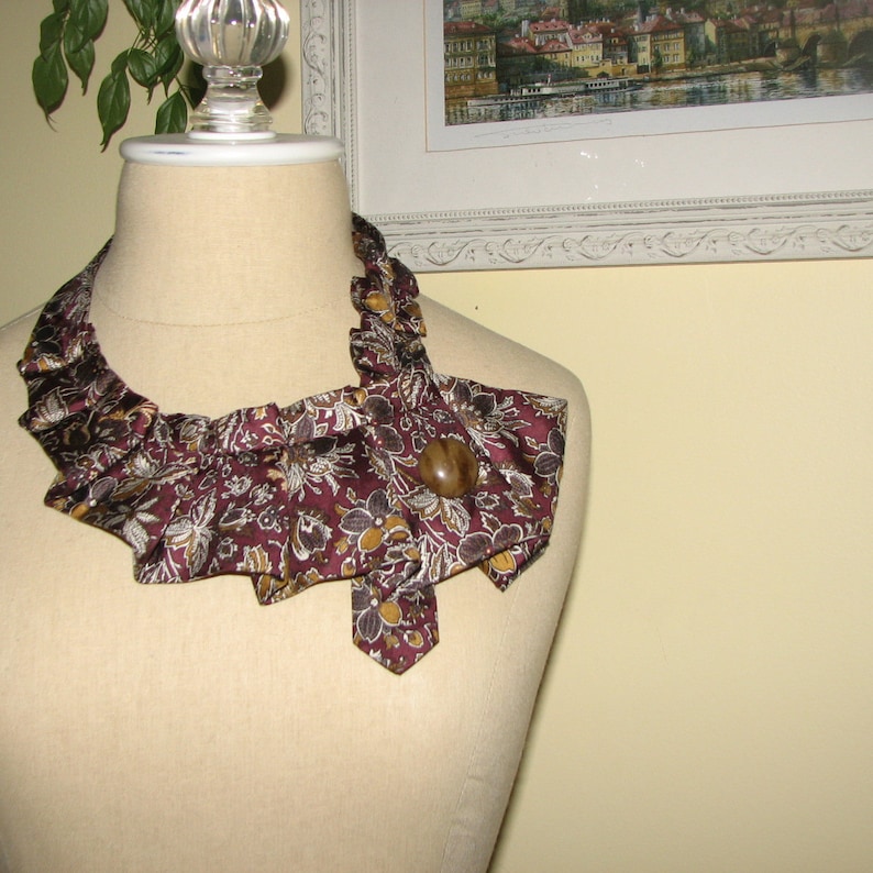 sparkly necktie