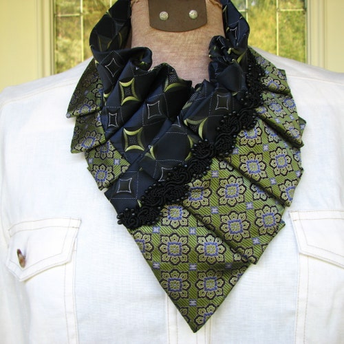 Obi Belt - Wide Belt - Repurposed - Refashioned - Free  display picture 3
