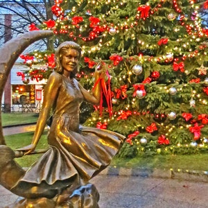 Samantha ensorcelée dans Salem Noël photo carte de voeux