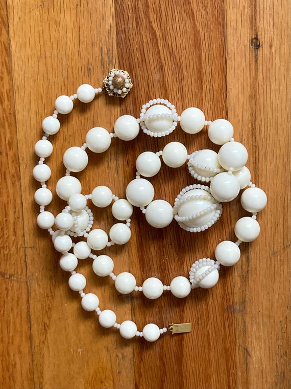 MIRIAM HASKELL *Signed* Milk Glass Bead Necklace - image 1