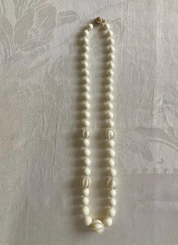 MIRIAM HASKELL *Signed* Milk Glass Bead Necklace - image 2