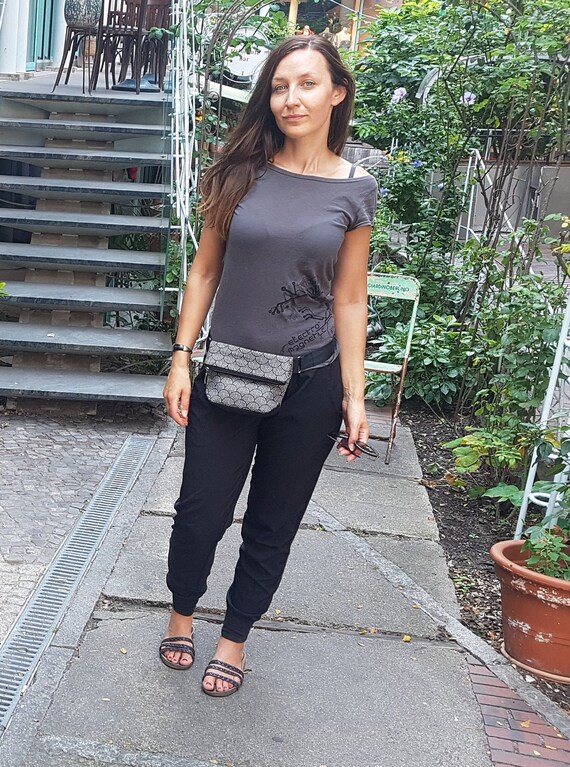 Sac ventral et sac à bandoulière -enduit France - Main Image