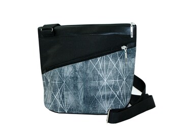 Simple bag with graphic patterns