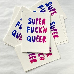Grußkarte / Super Fuckn Queer / Handgemachter Linoldruck / Klappkarte