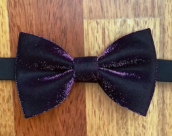 Purple glitter bowtie, violet and blue shimmer, prettied, adjustable