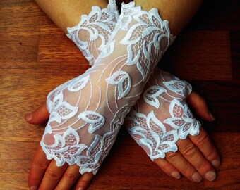 White lace fingerless gloves for bride or bridesmaids